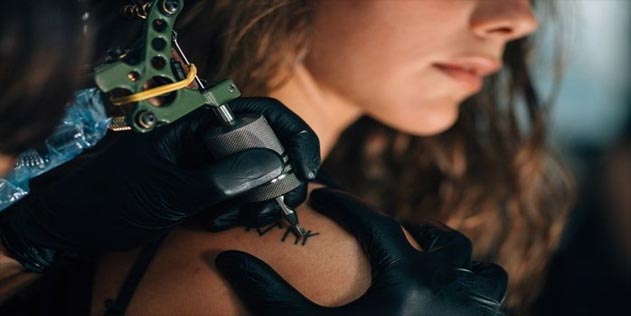 Temporary Tattoo Making Course - Training/Coaching/Tuition Course in  Ahmedabad - NK Tattoos | Vobium